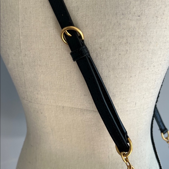 Tory Burch Mini McGraw Leather Crossbody Camera Bag - Picture 9 of 11